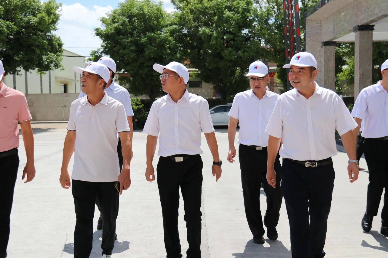 護航力源科技二期廠房項目建設(shè)！區(qū)政府開展項目建設(shè)督導(dǎo)工作